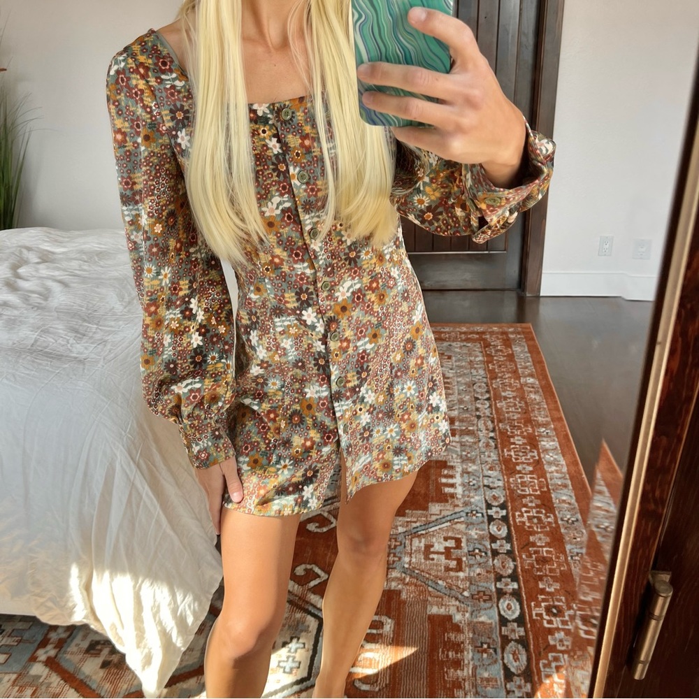 🖤 Cider floral 70s style dress